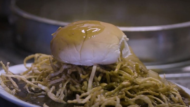 Chow mein sandwich on a plate
