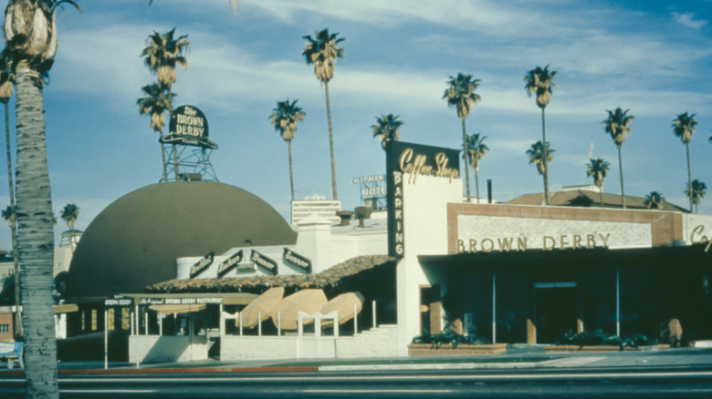 Vintage photo of The Brown Derby in Los Angeles
