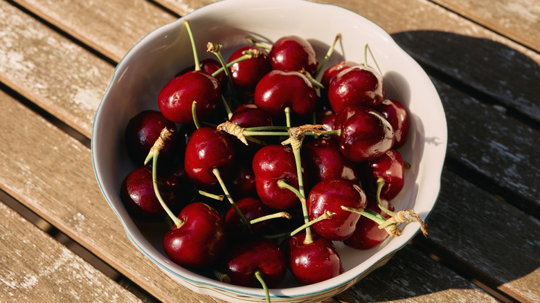 Bowl of fresh cherries