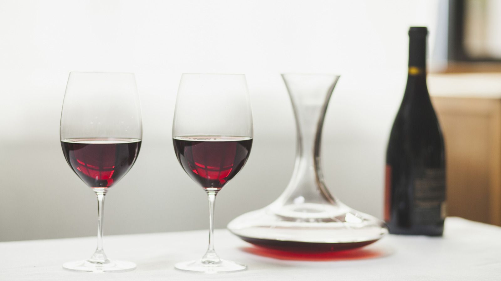 The Age Of Your Wine Determines If You Need To Decant It