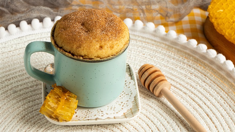 Microwave bread in a mug