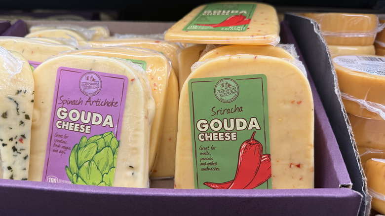 Photo of Sriracha gouda on an Aldi shelf