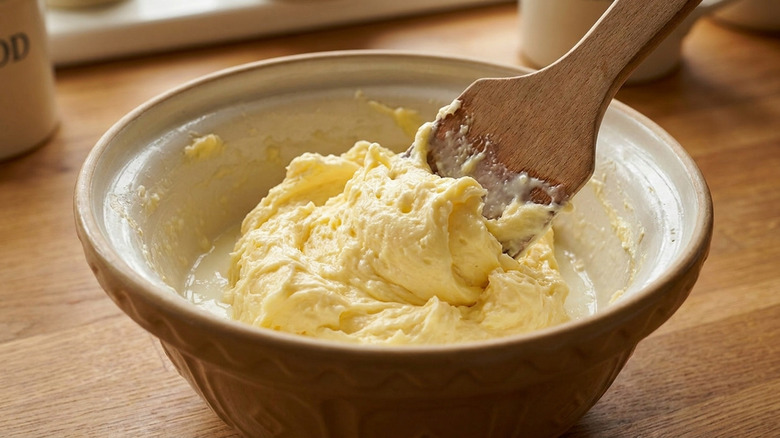 freshly made butter in a ceramic bowl