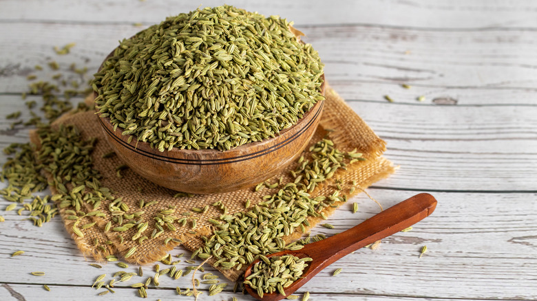 A bowl of fennel seeds