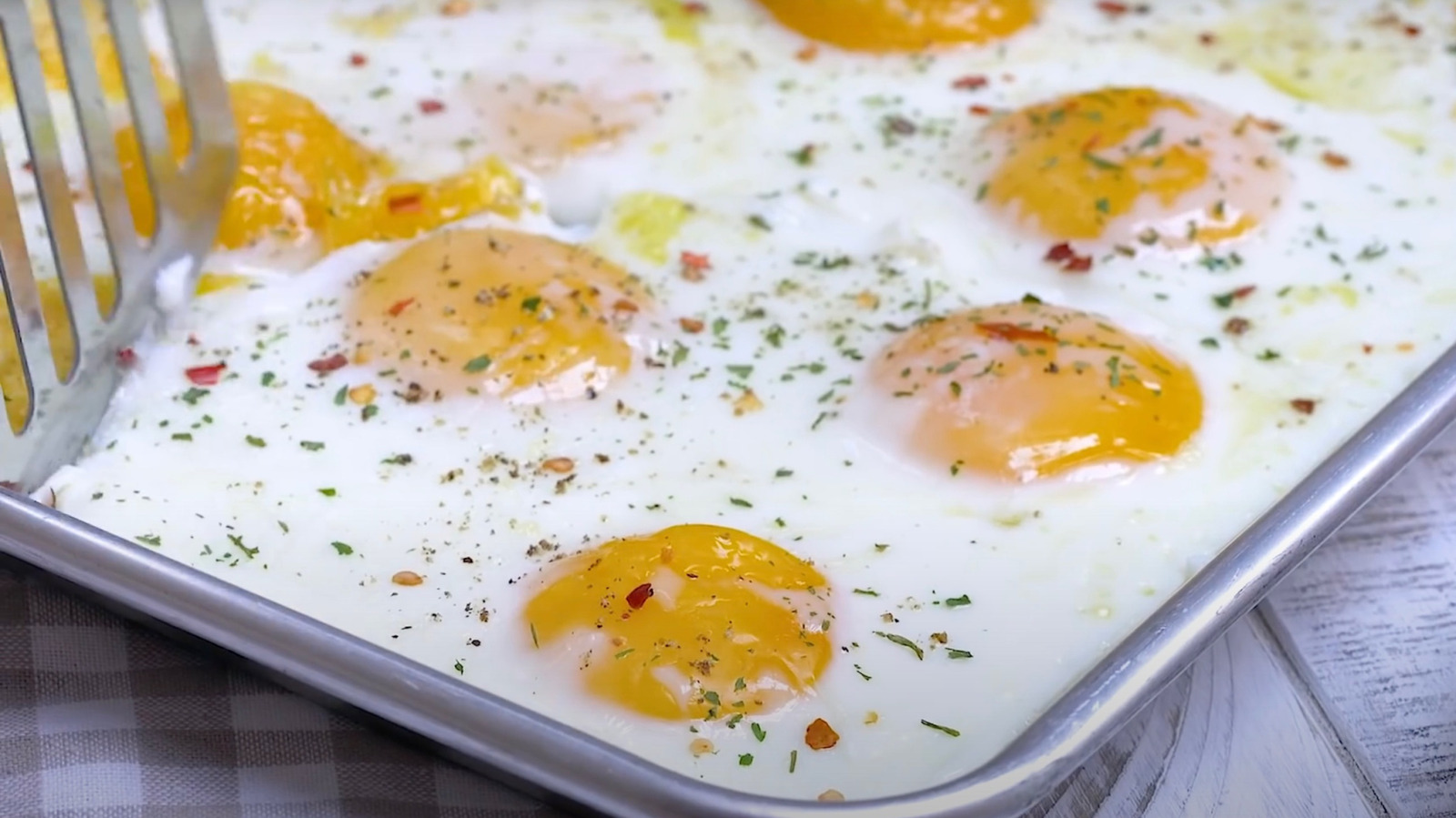 How To Make Pan Sheet Eggs In The Oven For An Easy Breakfast That Feeds