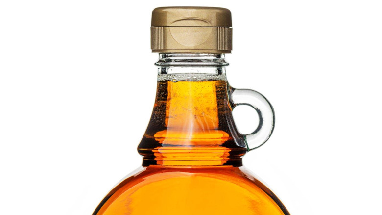 maple syrup in sealed glass jar