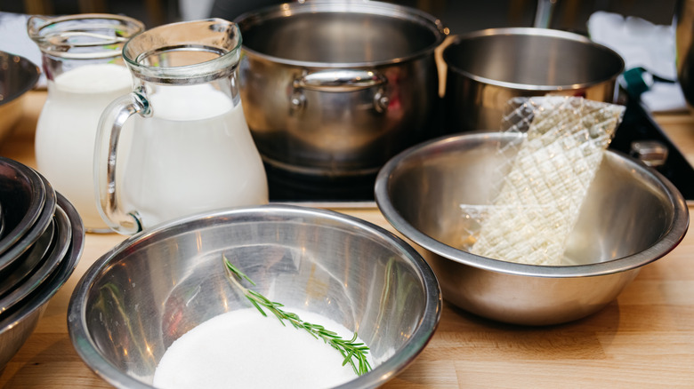 panna cotta ingredients, including gelatin sheets