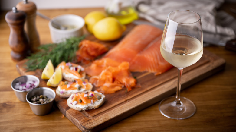 Wine and a salmon appetizer plate