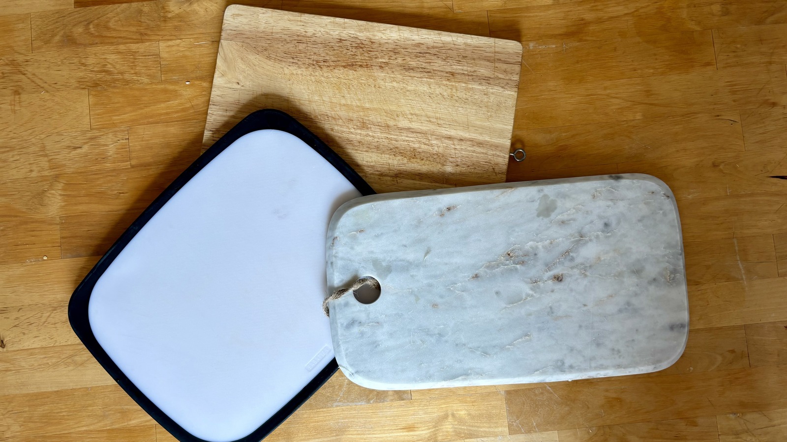 How To Properly Sanitize And Clean Any Type Of Cutting Board