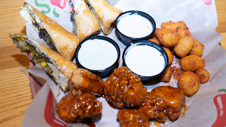 Chili's triple dipper appetizer with ranch.