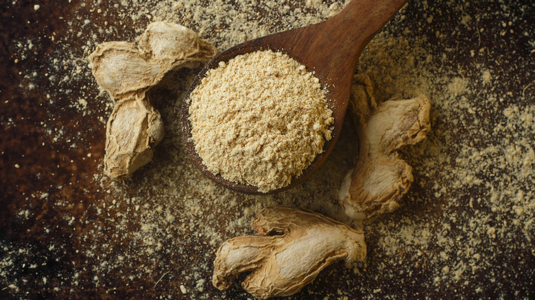 Dried ginger and ground ginger