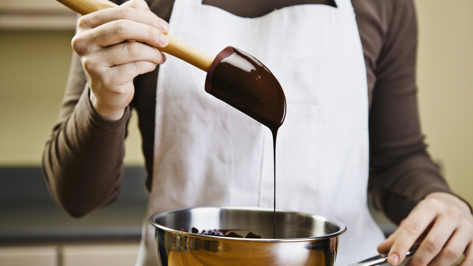 How To Thin Out Melted Chocolate For The Best Results