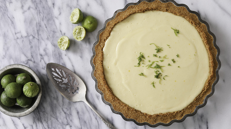 Key lime pie with graham cracker crust