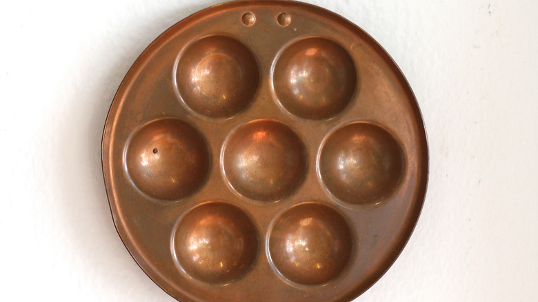 Vintage egg poaching tray pan