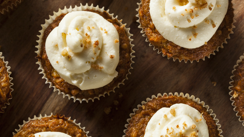 Carrot cake cupcakes with frosting