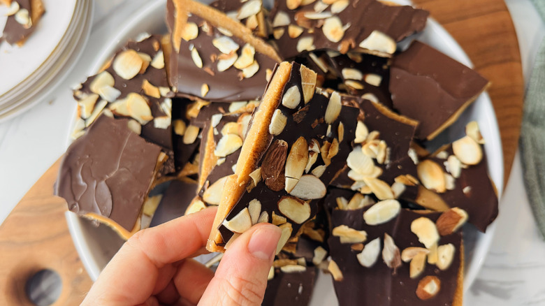 Chocolate toffee bark