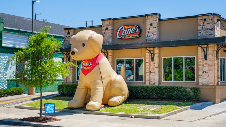 Raising Cane's exterior with inflatable dog