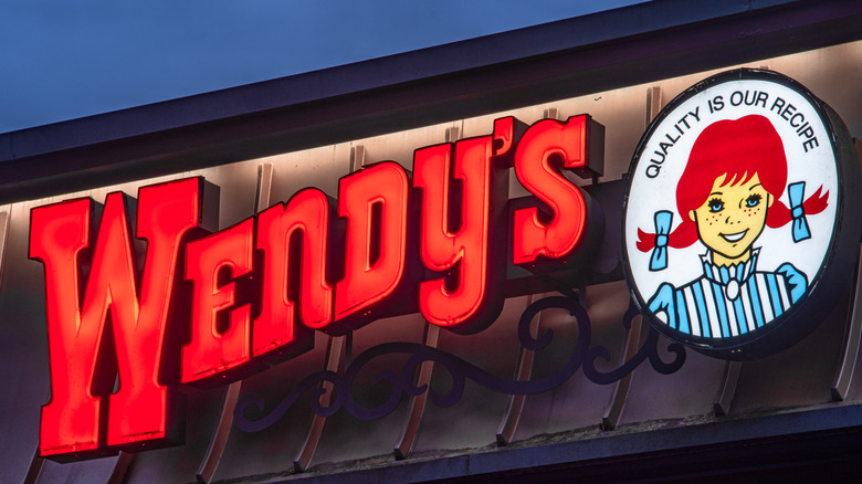 Wendy's sign