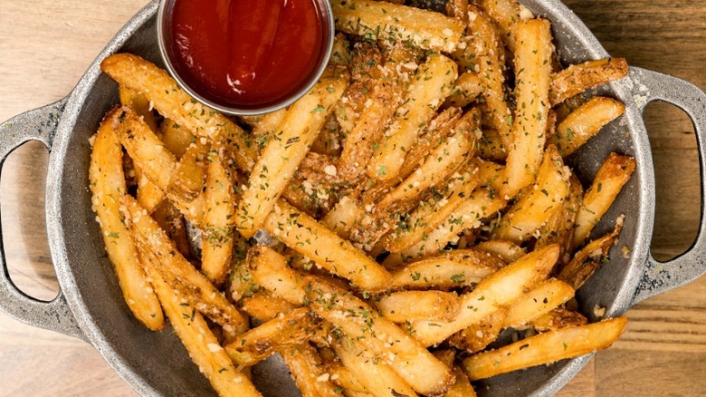 Garlic and parmesan fries