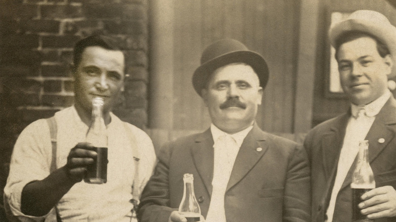 Anthony Ferreri (on the far right in the photo) sold Italian beef sandwiches in the early 1900s