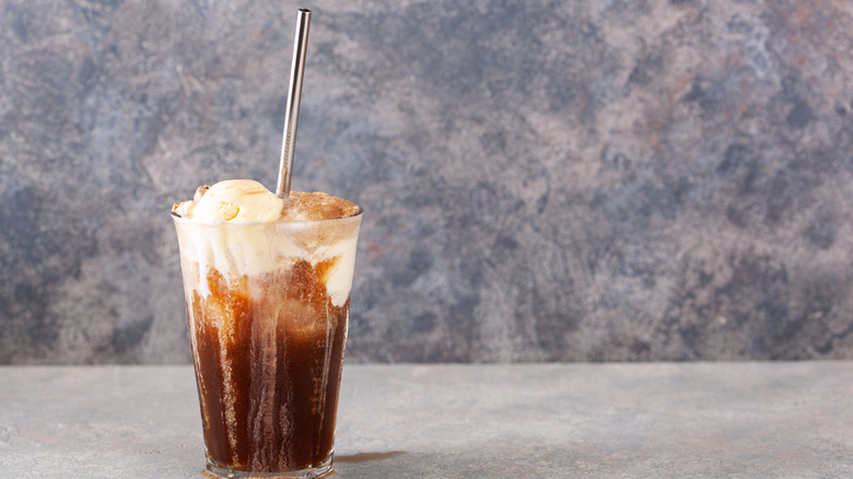 You Only Need 3 Things To Make This Dangerously Easy Jack Daniel's Float