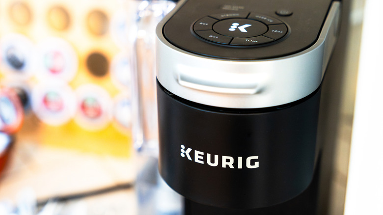 Keurig coffee maker with coffee pods