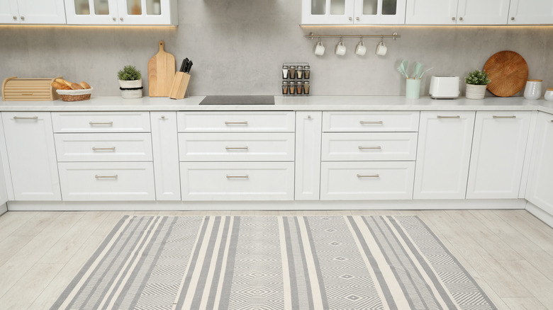 gray kitchen rug in modern kitchen