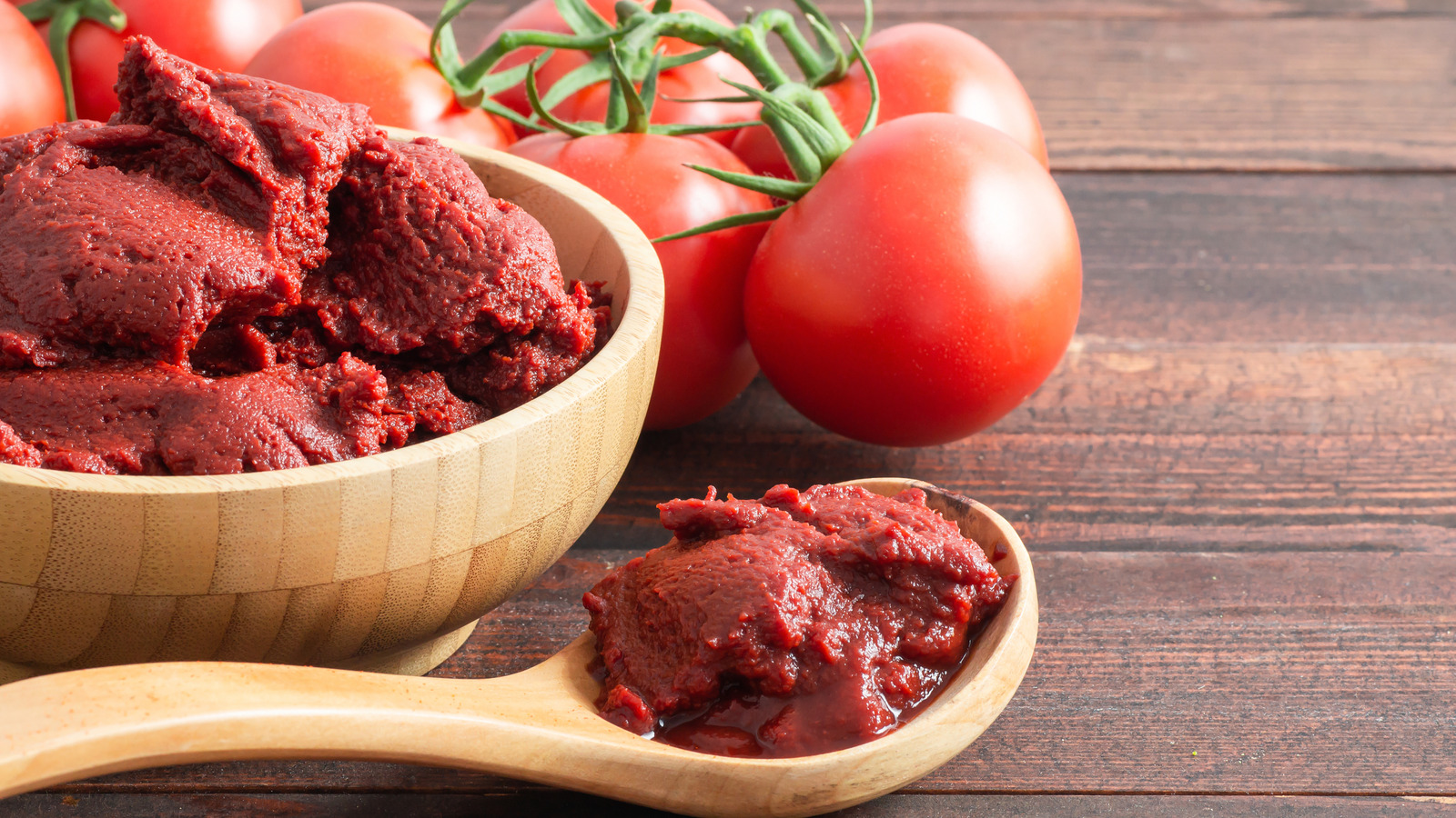 Leftover Tomato Paste Gives Croutons An Ultra-Savory Spin