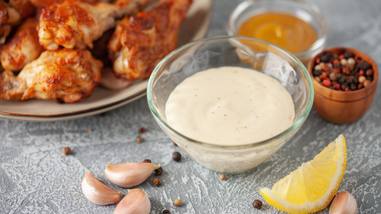 Bowl of Alabama white sauce.