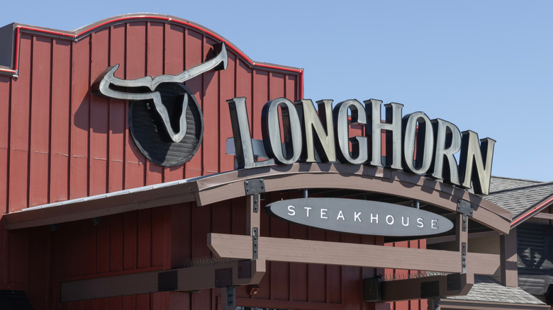 Longhorn Steakhouse building