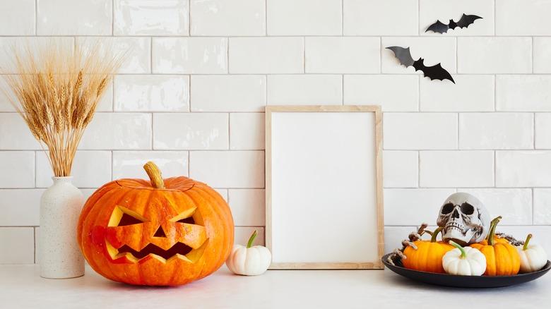Photo of different Halloween-themed centerpieces