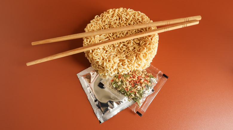 Instant ramen with dehydrated toppings.