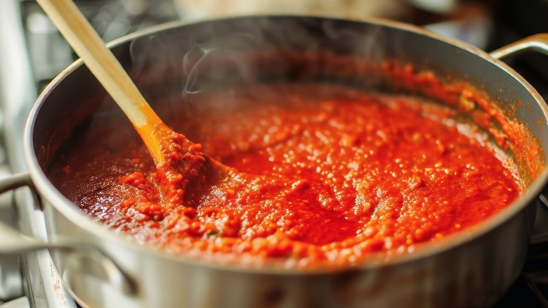 pot of tomato sauce