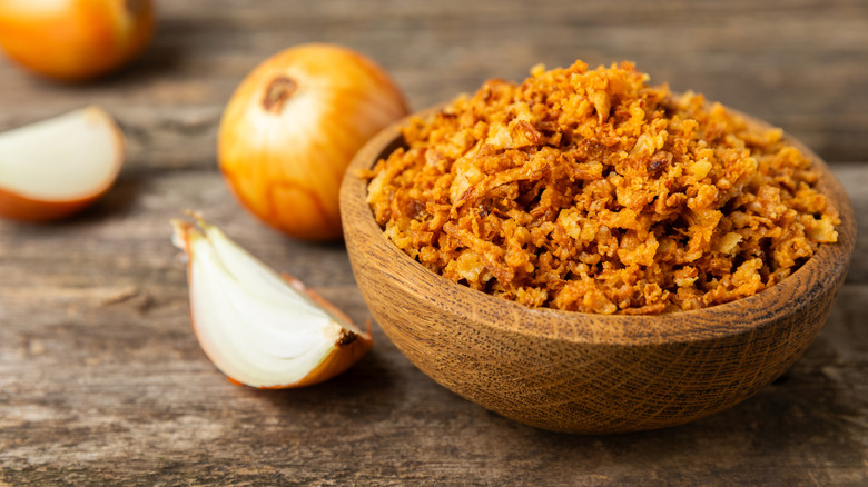 Bowl of crispy onions.
