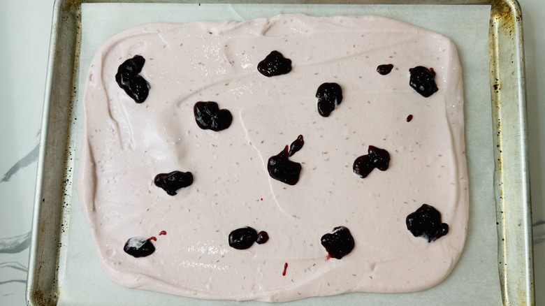 Cottage cheese bark with raspberry jam