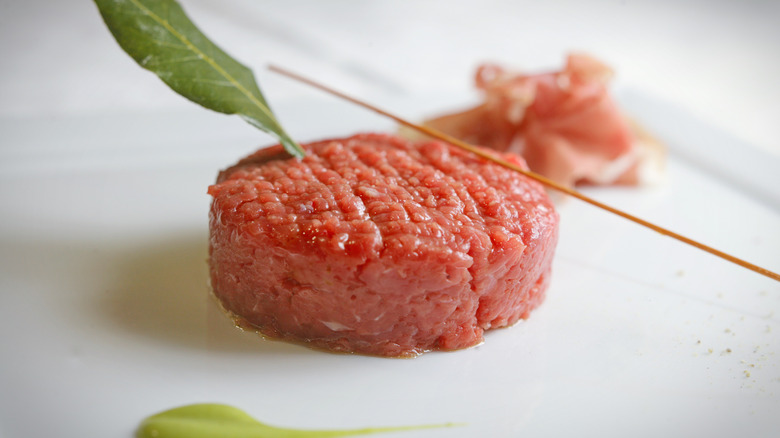 Simple Italian carne cruda