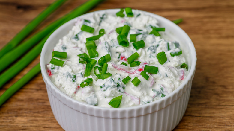 Cottage cheese with scallions and radishes