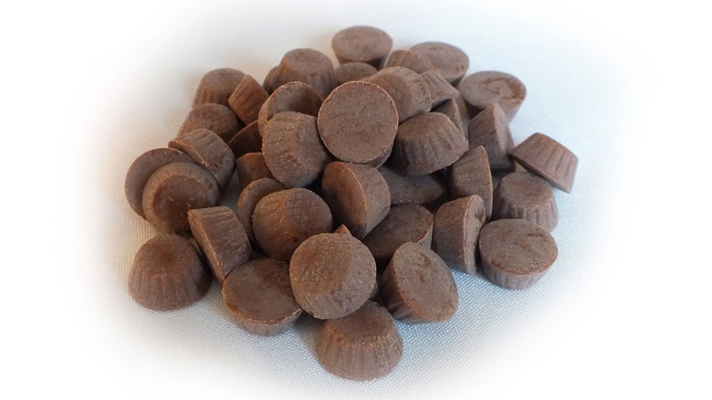 peanut butter cups