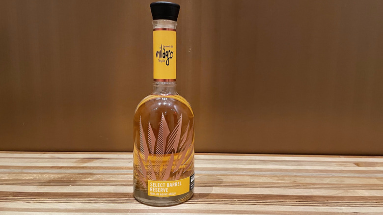 bottle of Milagro Select Añejo