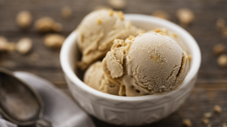 Scoops of miso ice cream in white bowl