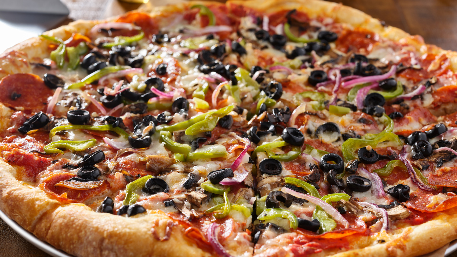 Miss The Supreme Pizza From The Costco Food Court? This Is What Customers Are Do...