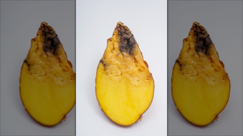 Sweet potato with brown rot