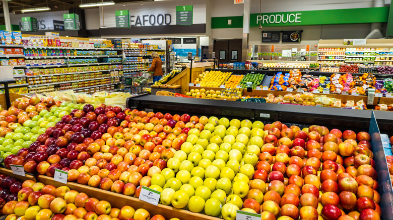 A display of apples in the Publix produce section