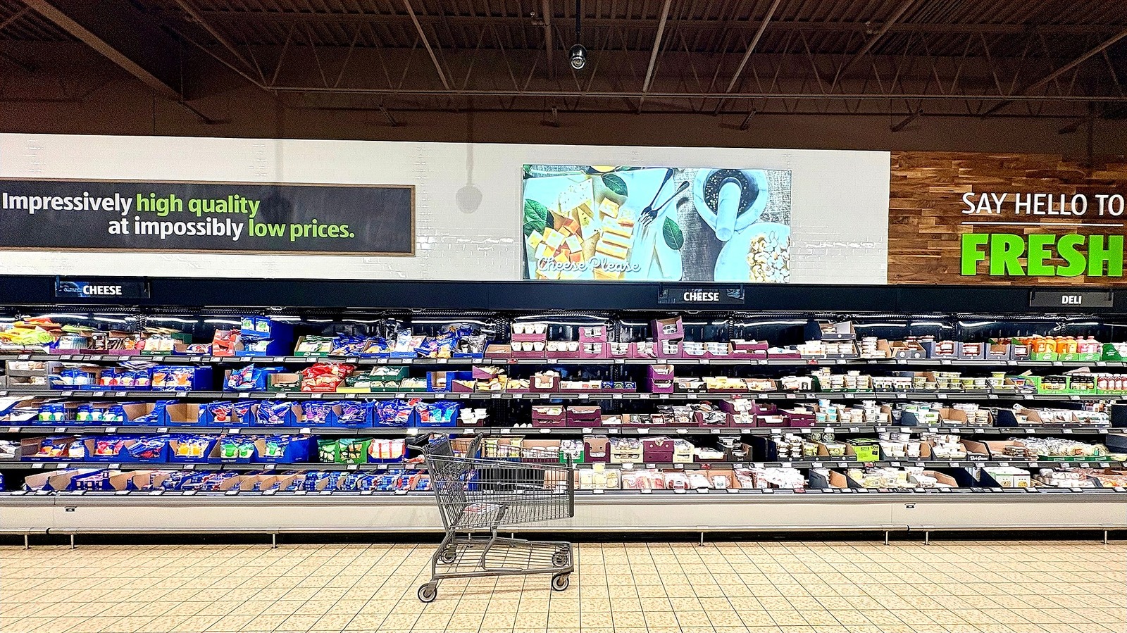 Move Over, Sour Cream — This $3 Aldi Dip Belongs On Baked Potatoes