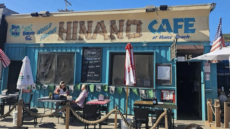 Hinano Cafe exterior