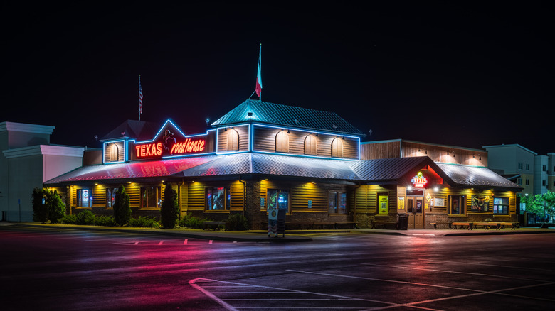 Texas Roadhouse exterior