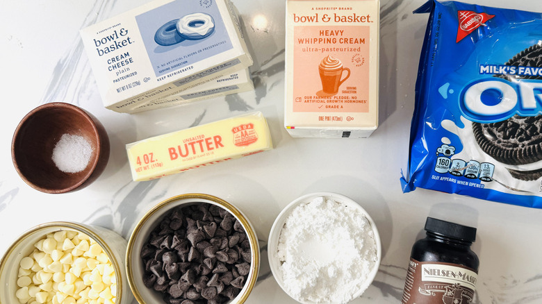 Ingredients for no-bake chocolate cheesecake bars