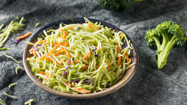 Broccoli coleslaw