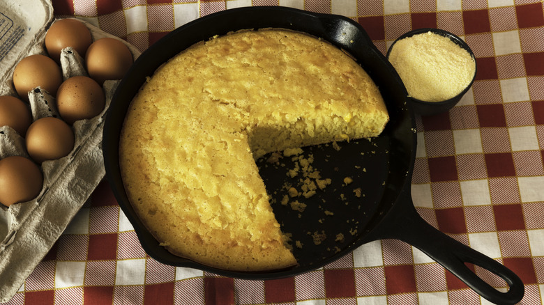 Cornbread in cast iron
