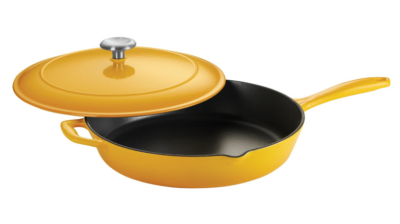 Product image of Tramontina's yellow cast iron pan
